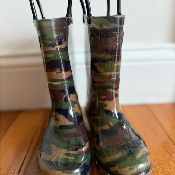 Western Chief Camouflage Kids Rain Boots - Picture 3 of 8